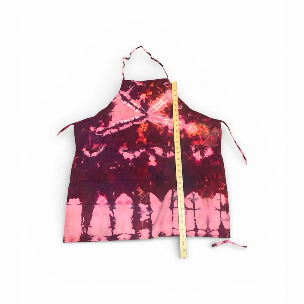 Vibrant Tie-Dye Apron in Pink and Red - Picture 3 of 4
